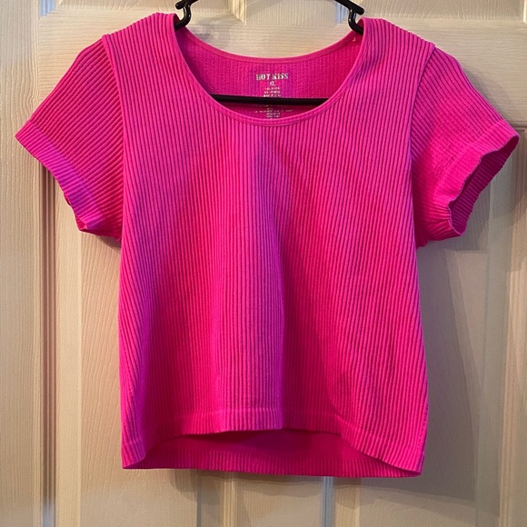 Hot Kiss Y2K Fuchsia Ribbed Tee - Picture 3 of 9